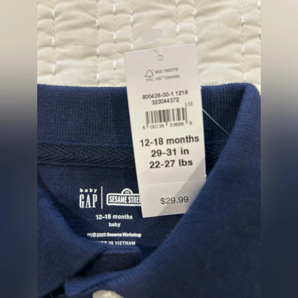 GAP charming polo